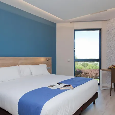 ホテル Spirit Ciudad De Burgos 3*